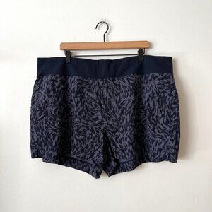 Athleta Trekkie North Printed Shorts Lynx Navy Women's Plus Size 22